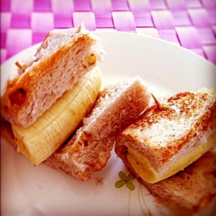 ＊おやつに♪朝食に♪メープルバナナロール＊